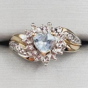10k Aquamarine Ring